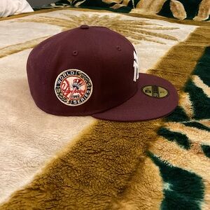 New York Yankees Corduroy Fitted Cap Size 7 3/8”